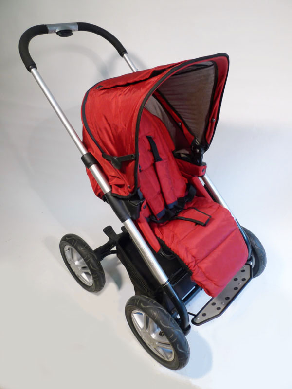 0016 carrito bebe cuco granate.ruedas hinchables.opcional funda lluvia-2ruedas peq.(34eu.) 1u